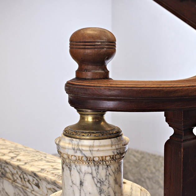 2023-de-Tempel-630x630-detail-handrail