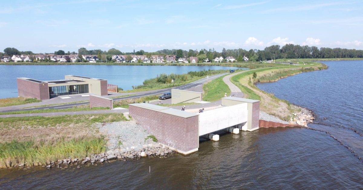 2023-gemaal-de-poel-4000x2100px-view-gemaal-2