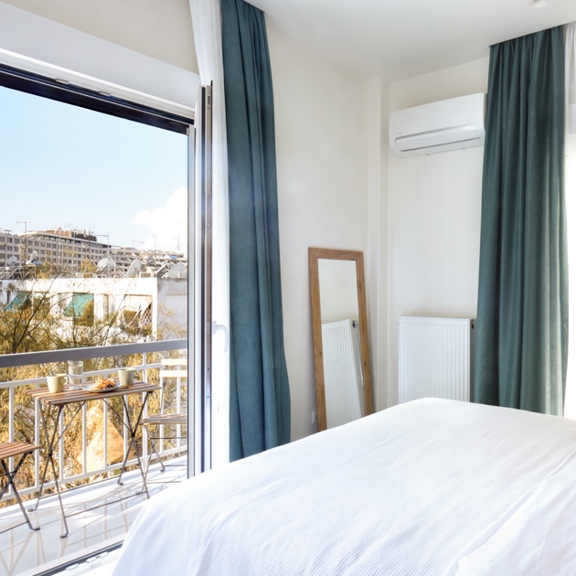 2025-630x630-airbnb-04